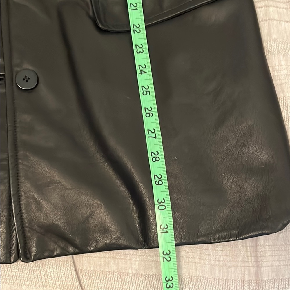 Vintage DKNY Black Leather Jacket - Picture 12 of 13